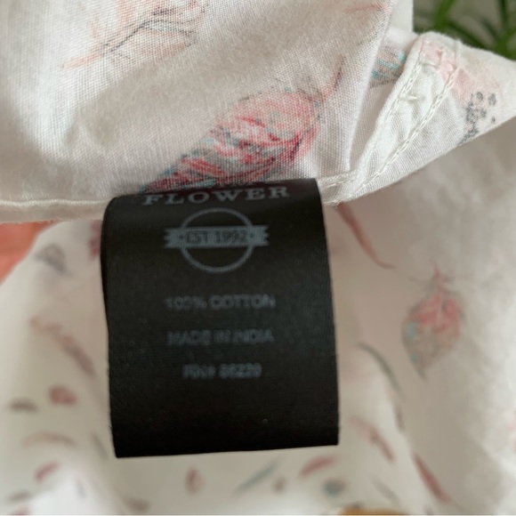 Men’s Short Sleeve Button Down Shirt - Picture 9 of 9